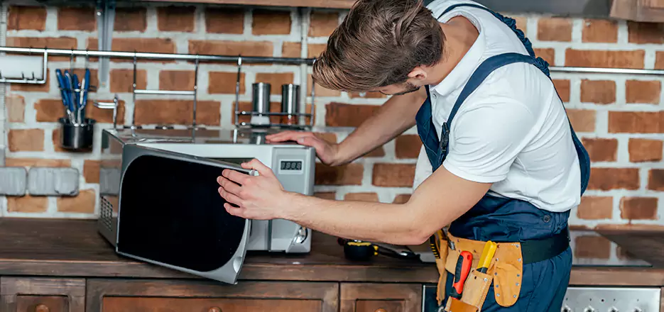 In-Home Microwave Repair in Bronx