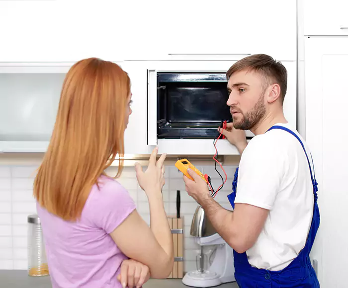 Skilled Microwave Service: Your Certified Microwave Purchase and Installation in Bronx, NY